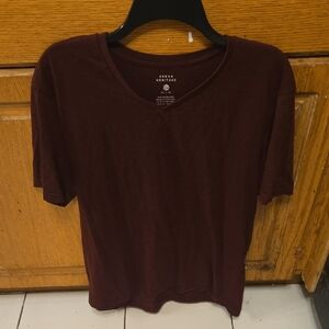 Urban Heritage Burgundy Short Sleeve Top